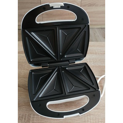  Cornell CSM2318 Sandwich Maker  